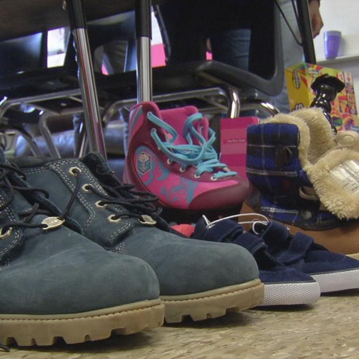 Greenwood Elementary Students plan pop-up shop offering free items (Jan. 9, 2020)